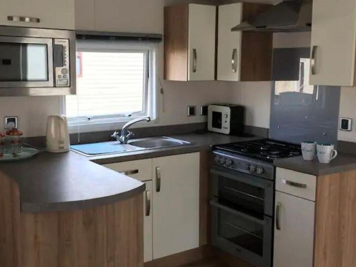 Simplistic Holiday Home In Hastings Near The Golf Club Zewnętrze zdjęcie